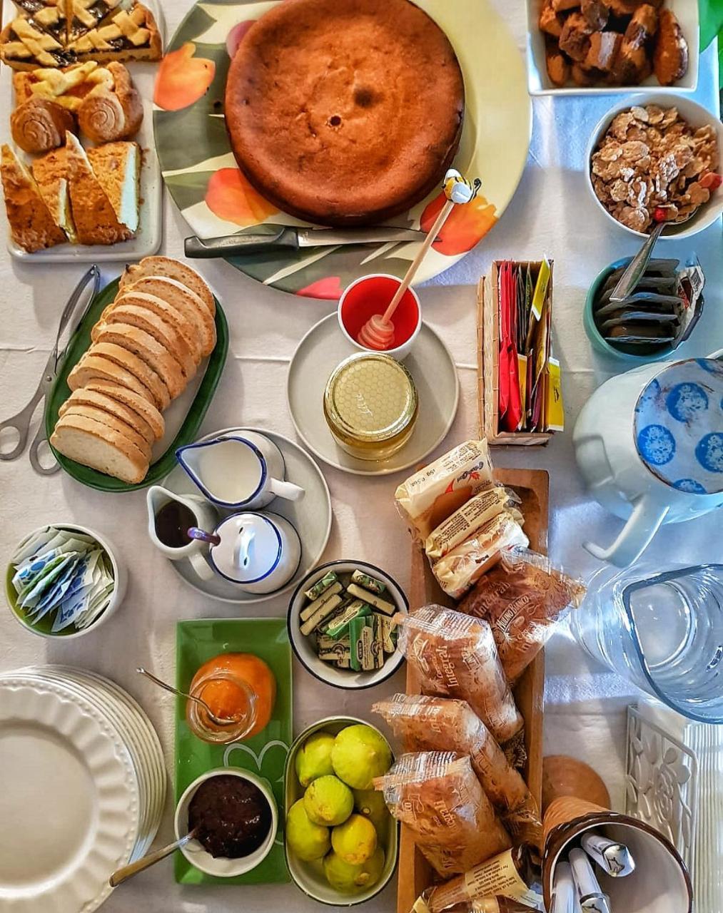 Il Giardino Dei Frati Bed & Breakfast Roncofreddo Ngoại thất bức ảnh