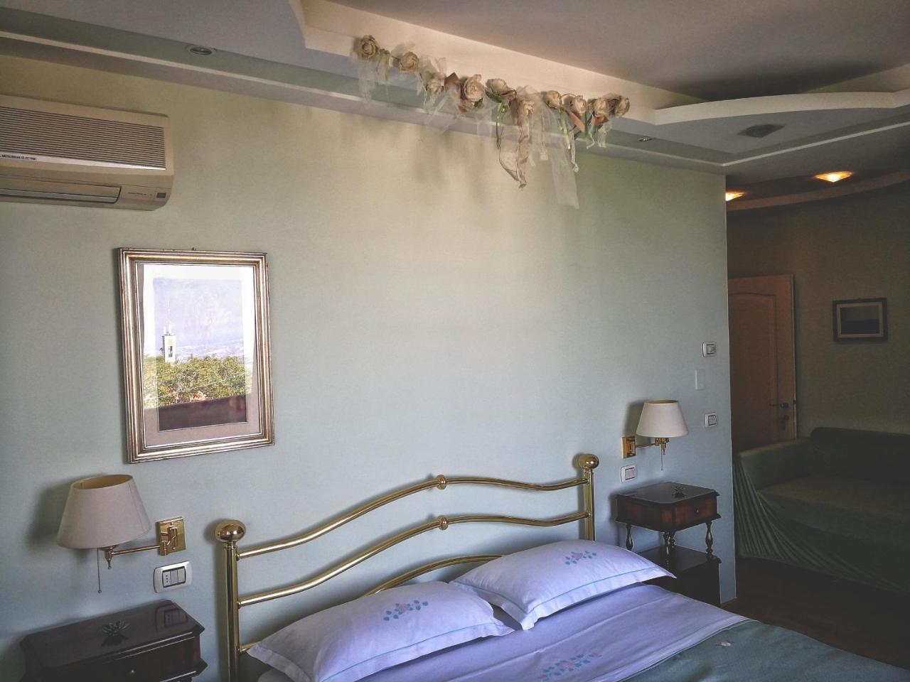 Il Giardino Dei Frati Bed & Breakfast Roncofreddo Ngoại thất bức ảnh